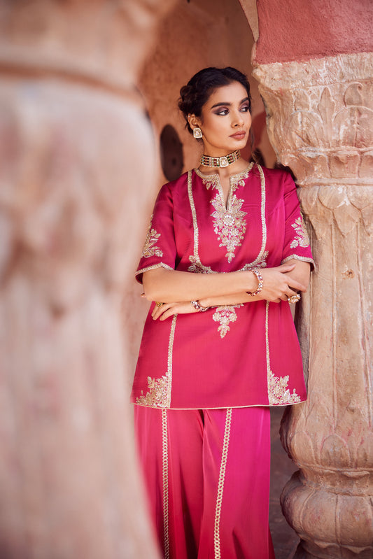 Pink red ombre shaded satin georgette kurti set with organza dupatta and satin georgette sharara.