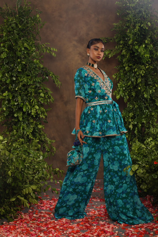 Blue floral print georgette palazzo set.
