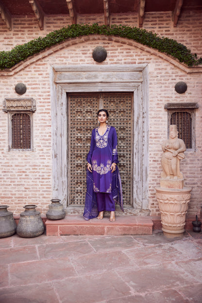 Purple ombre shaded satin georgette kurta set with organza dupatta and satin georgette pants.