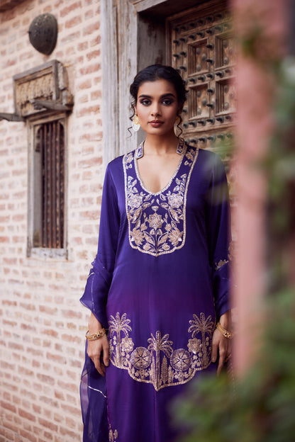 Purple ombre shaded satin georgette kurta set with organza dupatta and satin georgette pants.
