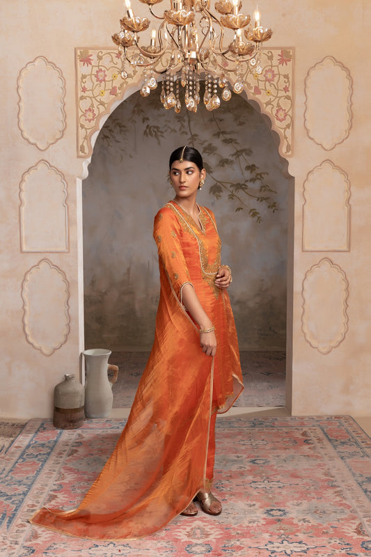 Silk tissue asymetrical tunic set