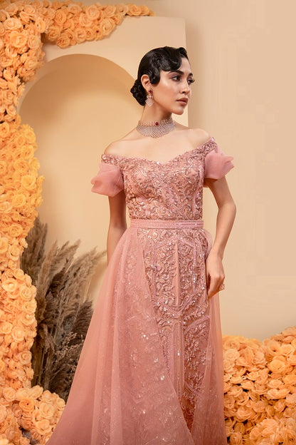 Straight gown in rose gold colour made on net with satin lining