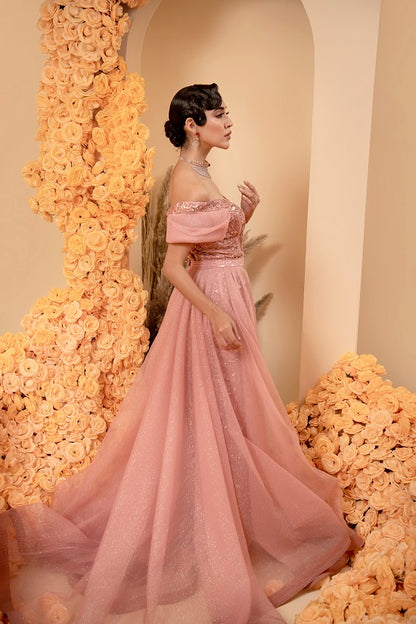 Straight gown in rose gold colour made on net with satin lining