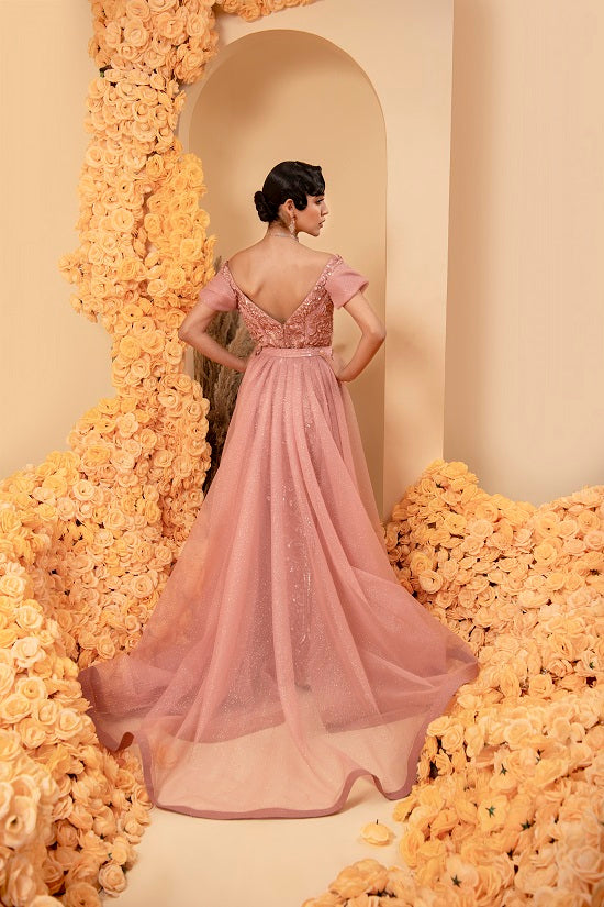 Straight gown in rose gold colour made on net with satin lining
