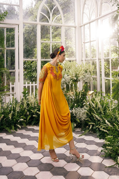 Georgette drape tunic with organza sleev