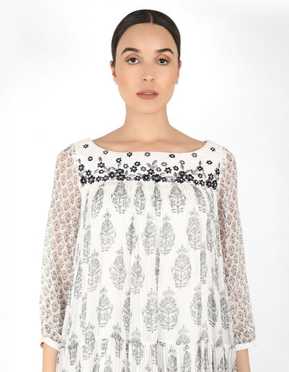 The bohemian yoke dress - White